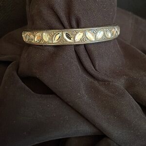 Brighton Mumtaz Narrow Pear shaped